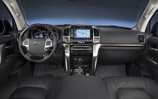 Обои автомобили Toyota Land Cruiser 200 US-spec - 2013