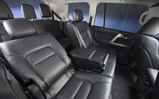 Обои автомобили Toyota Land Cruiser 200 US-spec - 2013