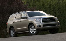   Toyota Sequoia SR5 - 2008