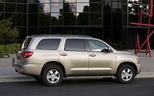   Toyota Sequoia SR5 - 2008