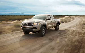 Обои автомобили Toyota Tacoma TRD Off-Road Access Cab - 2015
