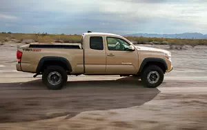 Обои автомобили Toyota Tacoma TRD Off-Road Access Cab - 2015