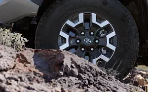   Toyota Tacoma TRD Off-Road Access Cab - 2015