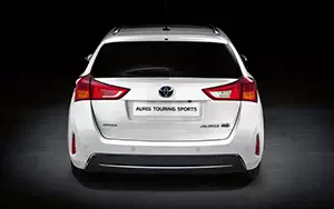   Toyota Auris Touring Sports Hybrid - 2013