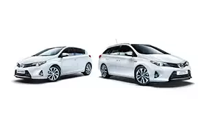   Toyota Auris Touring Sports Hybrid - 2013
