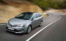   Toyota Avensis Wagon - 2011