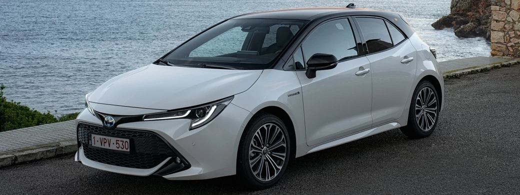 Обои автомобили Toyota Corolla Hatchback Hybrid 1.8L - 2019 - Car wallpapers