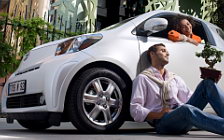   Toyota iQ - 2009