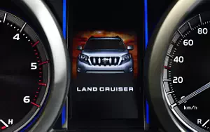 Обои автомобили Toyota Land Cruiser Prado - 2013