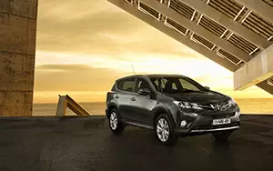   Toyota RAV4 - 2013