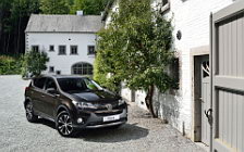   Toyota RAV4 - 2014
