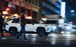   Toyota RAV4 Hybrid Style - 2019