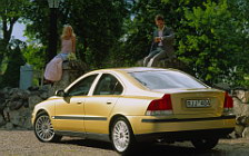 ���� ���������� Volvo S60 - 2001
