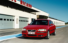 ���� ���������� Volvo S60 R - 2004