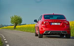 ���� ���������� Volvo S60 T6 AWD R-Design - 2012