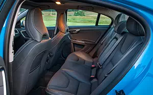 ���� ���������� Volvo S60 T6 AWD R-Design - 2013