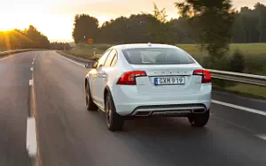 ���� ���������� Volvo S60 D4 Cross Country - 2016