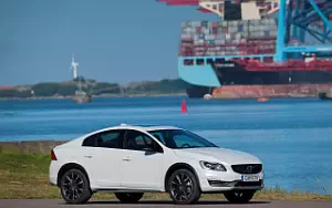 ���� ���������� Volvo S60 D4 Cross Country - 2016