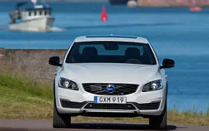 ���� ���������� Volvo S60 D4 Cross Country - 2016