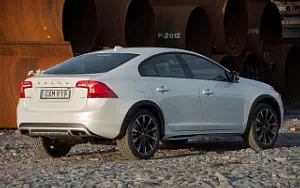 ���� ���������� Volvo S60 D4 Cross Country - 2016