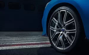 ���� ���������� Volvo S60 Polestar - 2016