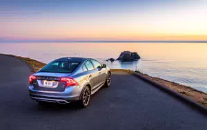 ���� ���������� Volvo S60 T5 AWD Cross Country US-spec - 2016