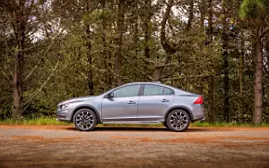 ���� ���������� Volvo S60 T5 AWD Cross Country US-spec - 2016