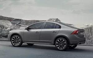 ���� ���������� Volvo S60 T5 AWD Cross Country - 2016