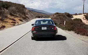 ���� ���������� Volvo S60 Polestar Engineered - 2018