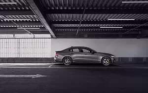 ���� ���������� Volvo S60 Polestar Engineered - 2018