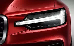 ���� ���������� Volvo S60 T6 AWD R-Design - 2018