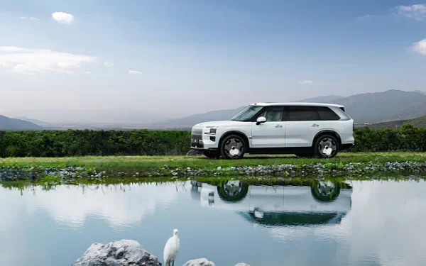 ���� ���������� Zeekr 9X (White) - 2025